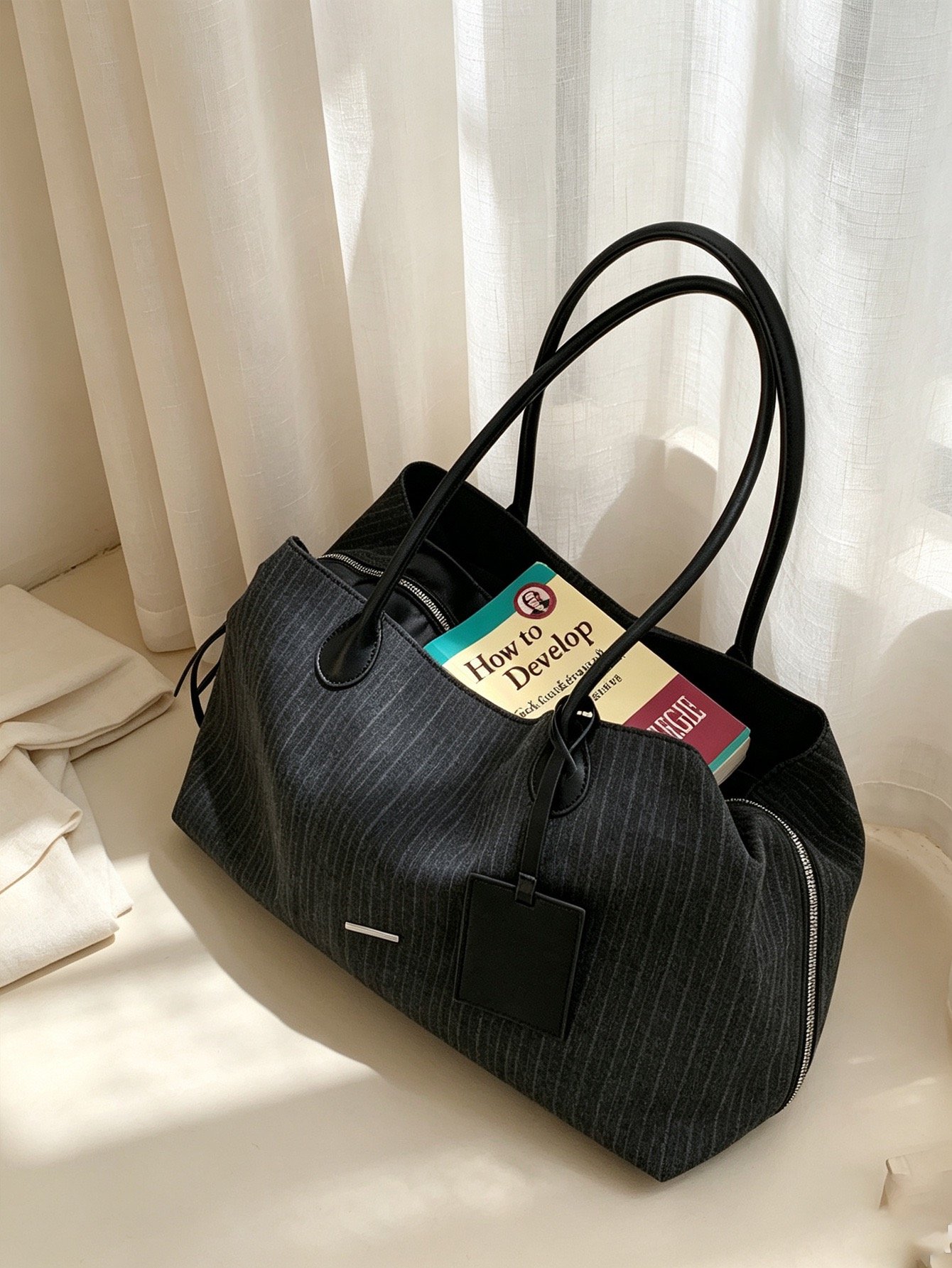 Black Tote Strips - Large (39 x 20 x 25) - Premium Outside Canvas & Inside Polyester - Foto 3